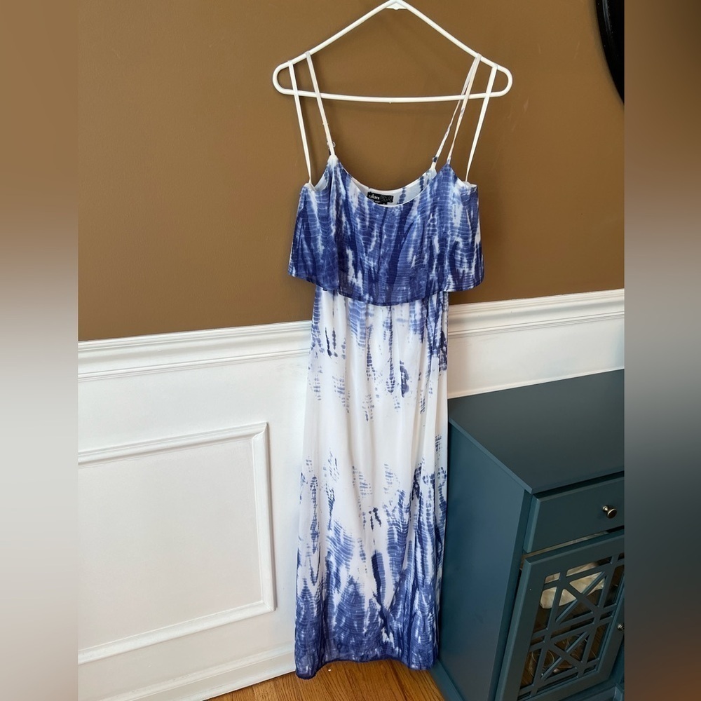 Takara Women’s Blue and White Tie-Dye Maxi Dress Size S Beachy Boho Vacation